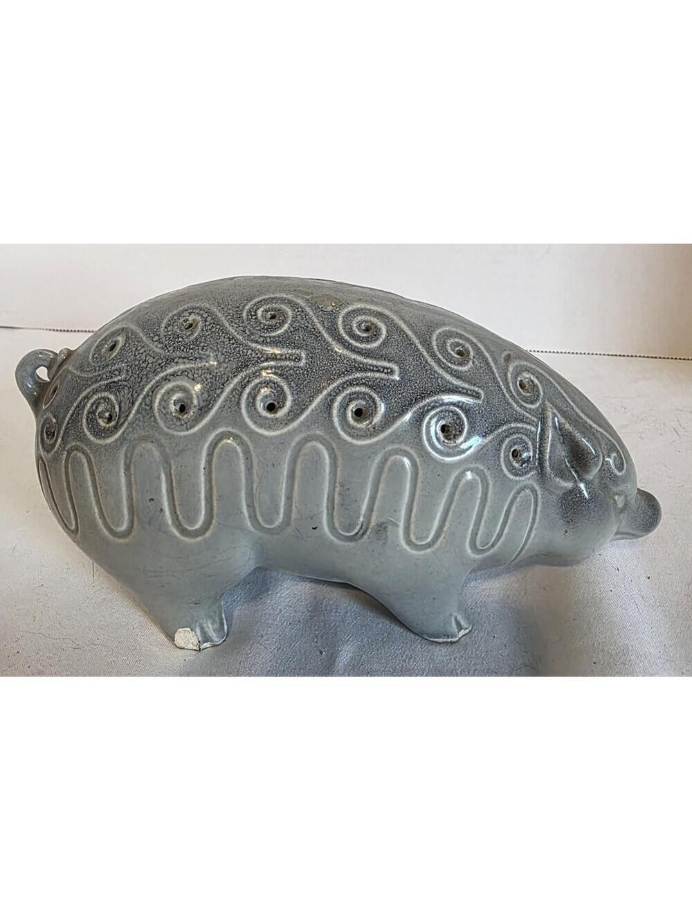 Vintage MCM BEVAN KILNS California Pottery Appetizer/Toothpick Holder Pig Grey